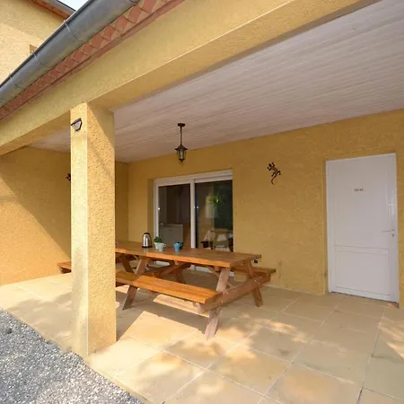 Alluring In Largenti Re With Pool Holiday home *